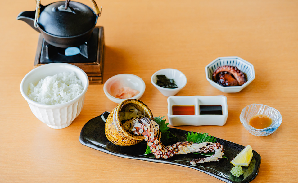 島のたこのタタキ茶飯