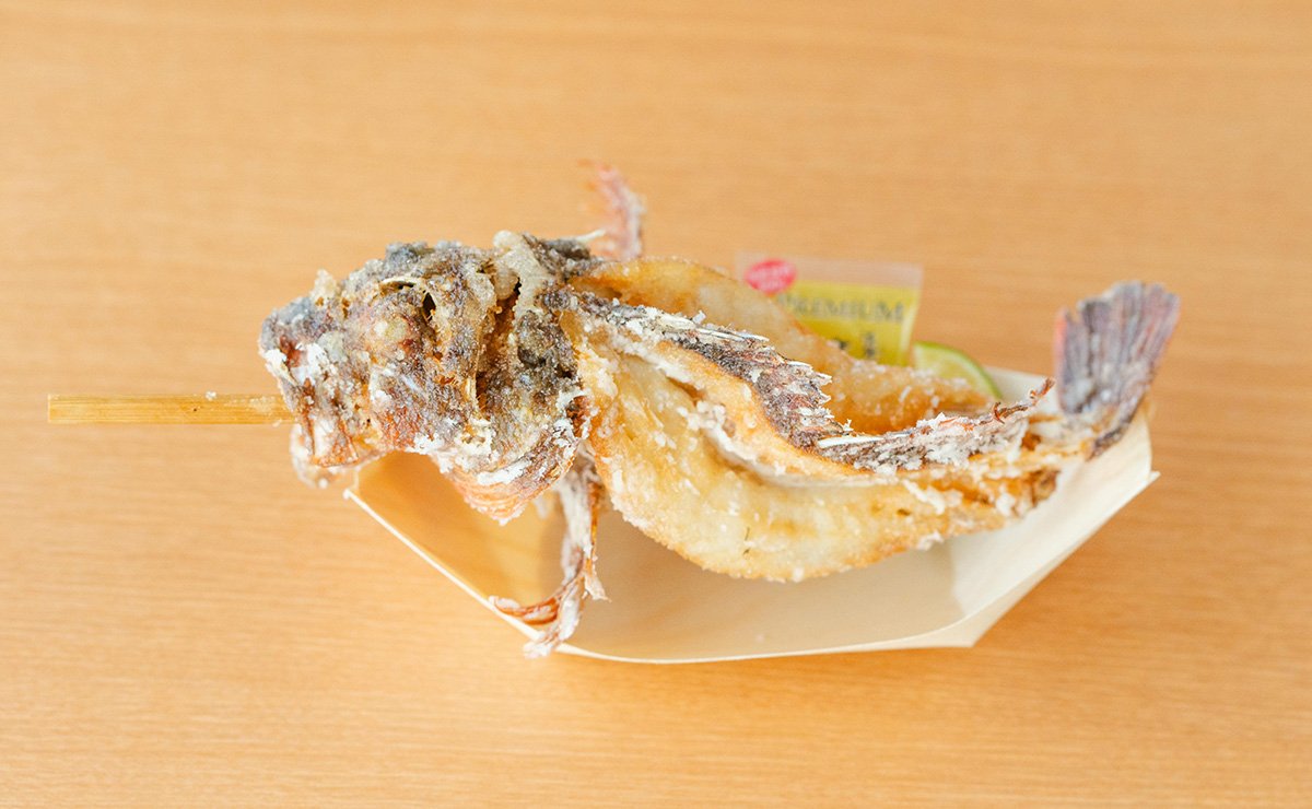 本日の地魚丸ごと唐揚げ一品